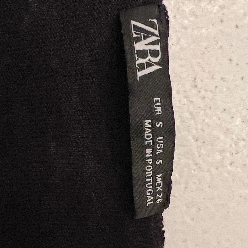 Zara v neck shirt